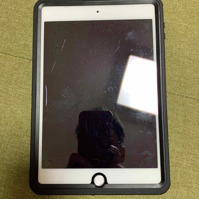 iPad mini4 A1538(ジャンク)のサムネイル