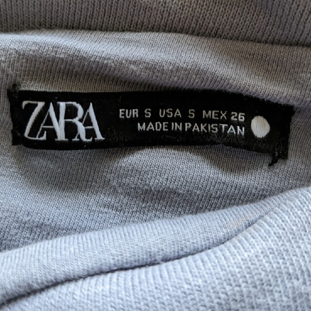 ZARA(ザラ)の新品同様 ZARA スウェット カットソー ザラ 未使用 トレーナー レディースのトップス(トレーナー/スウェット)の商品写真