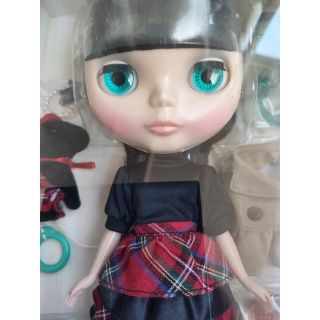 BLYTHE トップショップ限定ネオブライス『シンプリーディライト』