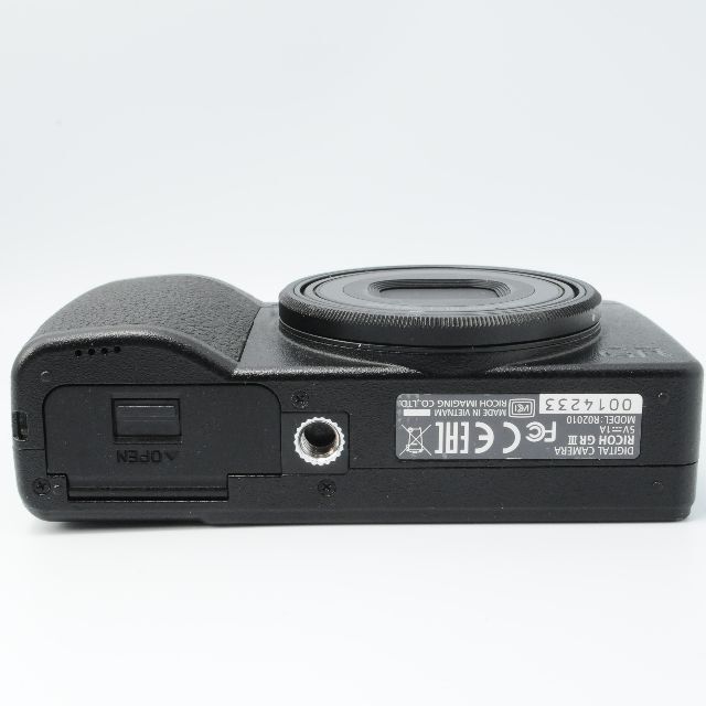 RICOH - ☆極美品☆リコー RICOH GR III 動作確認済みの通販 by RICOH - ☆極美品☆リコー RICOH GR III 動作確認済みの通販 by