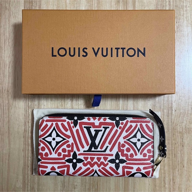 LOUIS VUITTON(ルイヴィトン)のLouis Vuitton ジッピーウォレット LVクラフティ 長財布 レディースのファッション小物(財布)の商品写真