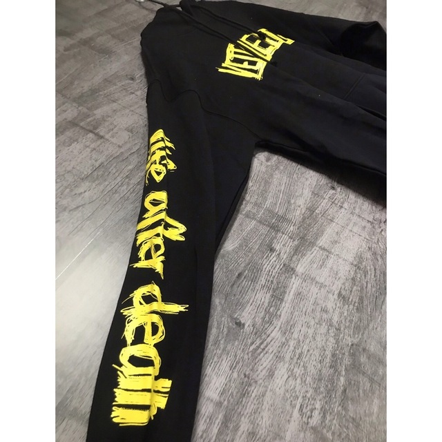 vetements パーカー 一度着用のみ タグ付き 即日発送 | www.jarussi.com.br