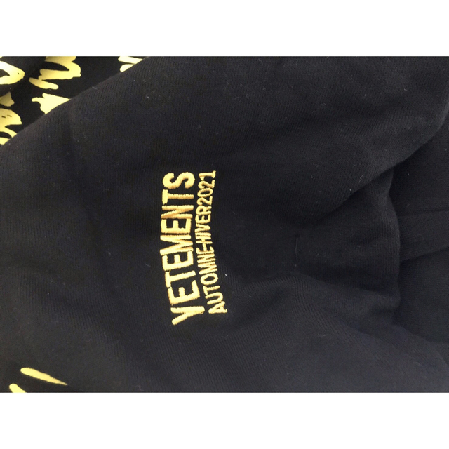 vetements パーカー　一度着用のみ　タグ付き　即日発送 メンズのトップス(パーカー)の商品写真