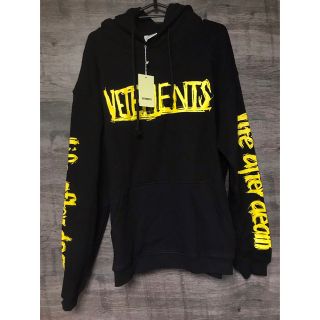 vetements パーカー　一度着用のみ　タグ付き　即日発送(パーカー)