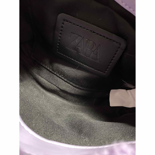 ZARA(ザラ)のパープル ファー バッグ レディースのバッグ(ハンドバッグ)の商品写真
