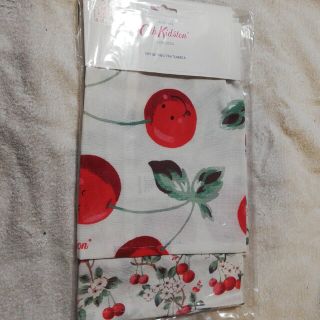 キャスキッドソン(Cath Kidston)の新品　キャスキッドソンのティータオル2枚セット（チェリー柄）(日用品/生活雑貨)