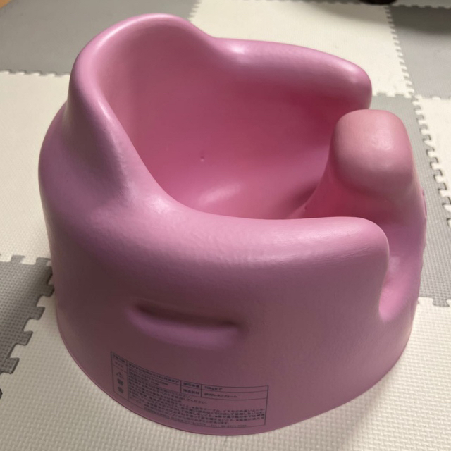 Bumbo(バンボ)のバンボ　ベビーソファ　プレートレイ付き　腰ベルト付き キッズ/ベビー/マタニティの寝具/家具(その他)の商品写真