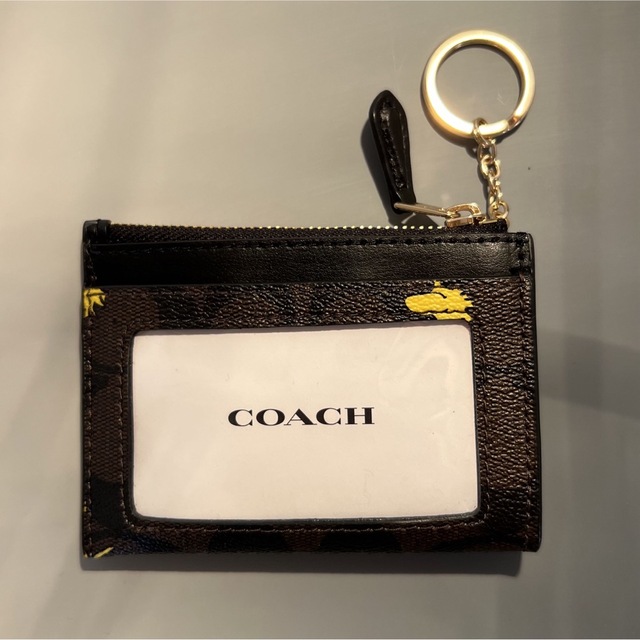 COACH(コーチ)のCOACH　スヌーピーコラボ　IDパスケース　コインケース レディースのファッション小物(パスケース/IDカードホルダー)の商品写真