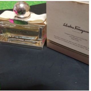 サルヴァトーレフェラガモ(Salvatore Ferragamo)のサルバトーレ　香水(香水(女性用))