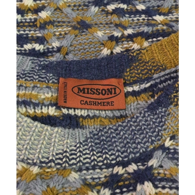 MISSONI(ミッソーニ)のMISSONI ニット・セーター 48(L位) 青xベージュx白系(総柄) 【古着】【中古】 メンズのトップス(ニット/セーター)の商品写真