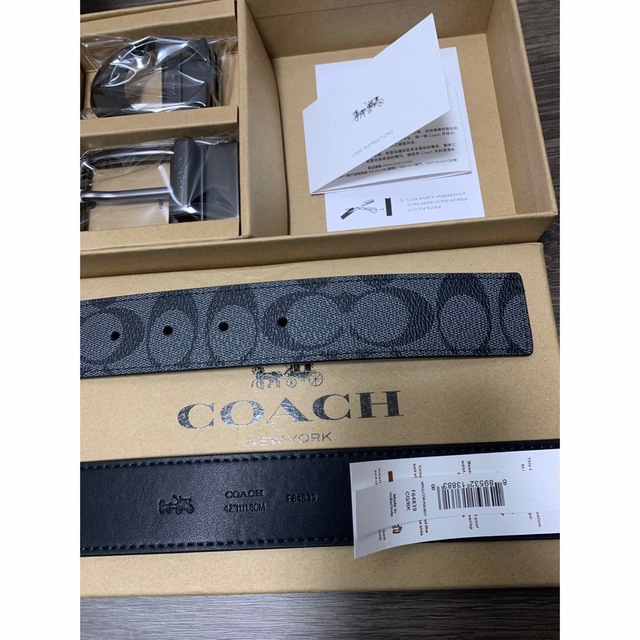 COACH(コーチ)の新品未使用　ショッパー付　コーチ　coach ベルト　リバーシブル　プレゼントに メンズのファッション小物(ベルト)の商品写真