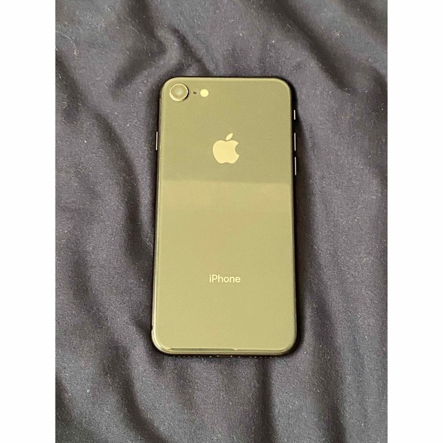 iPhone(アイフォーン)のiPhone8 スマホ/家電/カメラのスマートフォン/携帯電話(スマートフォン本体)の商品写真