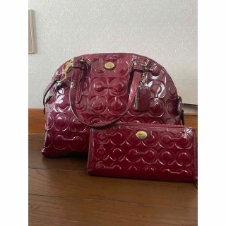 コーチ(COACH)のcoach エナメルバックとエナメル財布のセット(ショルダーバッグ)