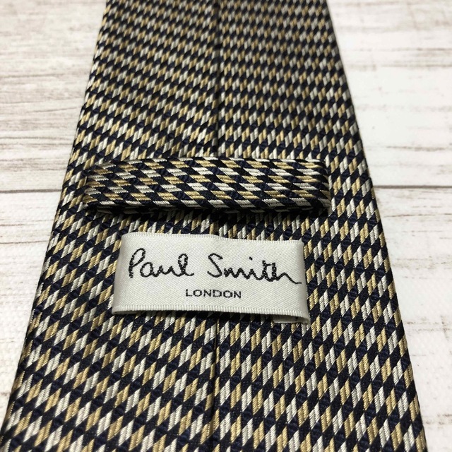 Paul Smith(ポールスミス)のPoul Smith ポールスミス  ネクタイ　シルク100%ゴールド　シルバー メンズのファッション小物(ネクタイ)の商品写真