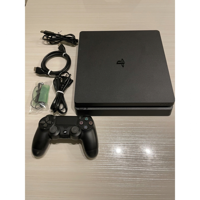 PlayStation4(プレイステーション4)のSONY PlayStation4 CUH-2200AB01 エンタメ/ホビーのゲームソフト/ゲーム機本体(家庭用ゲーム機本体)の商品写真