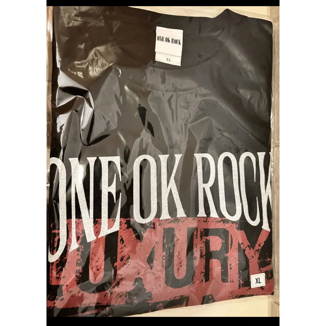 one ok rock Tシャツ　D ワンオク luxurydisease エンタメ/ホビーのタレントグッズ(ミュージシャン)の商品写真