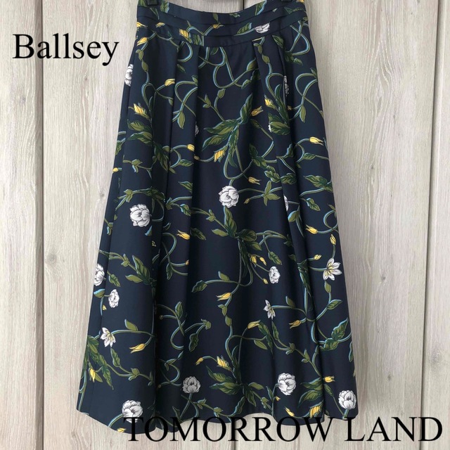 【美品】Ballsey TOMORROWLAND 花柄スカート スカート