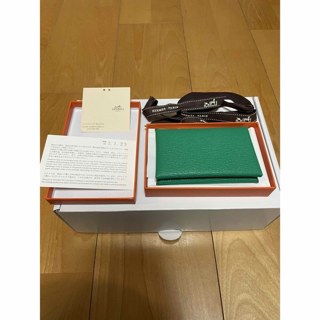 新品HERMES エルメス カルヴィ カードケース ミント-