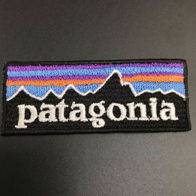 patagonia(パタゴニア)のパタゴニア 70×28mm  フィッツロイロゴ アイロンワッペン -16 ハンドメイドの素材/材料(各種パーツ)の商品写真