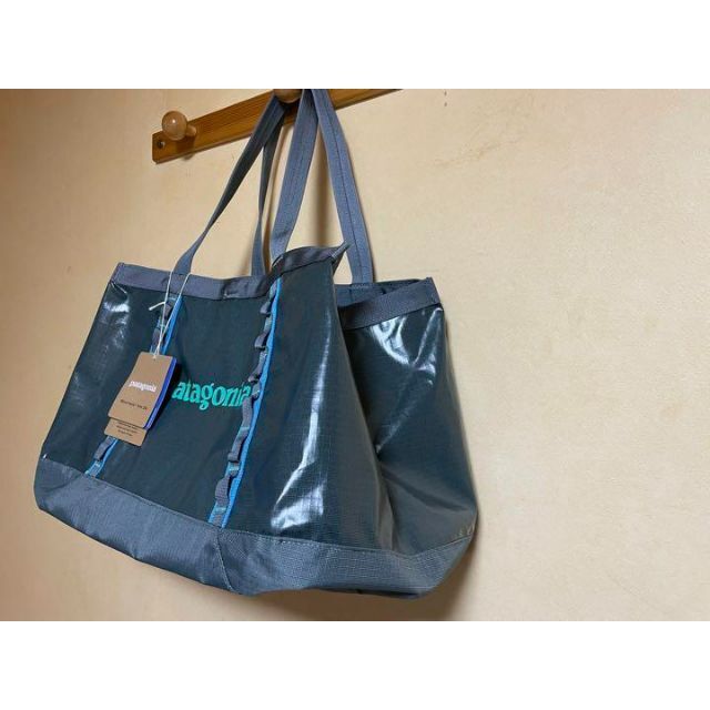 パタゴニア ブラック ホール トート 25L トート カラー プルームグレ