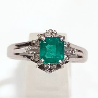 Pt900 アンティーク エメラルドリング 0.53ct 9.5号サイズ直し無料