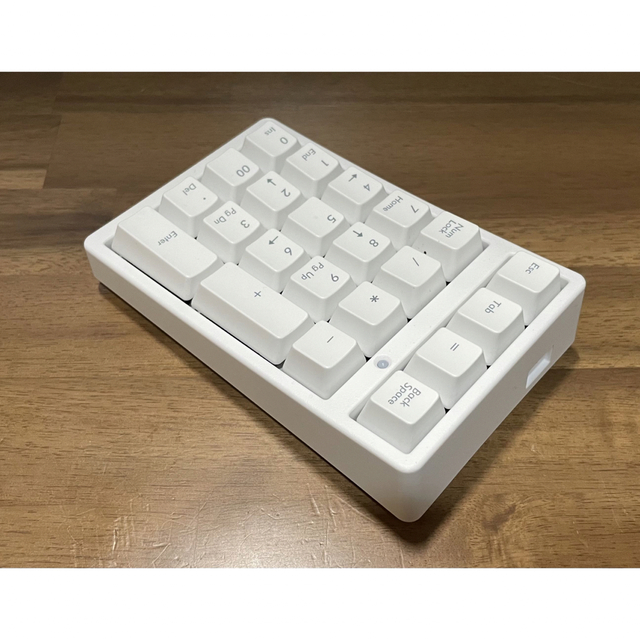 FILCO テンキー FTKP22MPS Cherry MXピンク軸(静音)美品 スマホ/家電/カメラのPC/タブレット(PC周辺機器)の商品写真