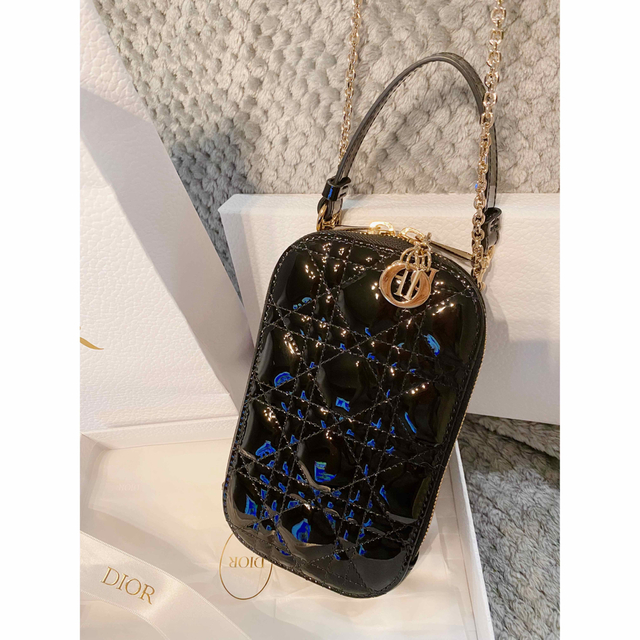 最も優遇の Christian Dior - LADY DIOR フォンホルダー ショルダー