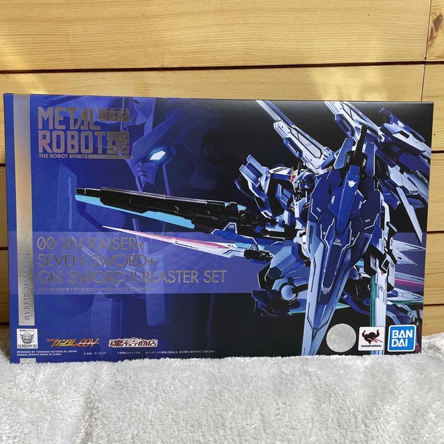 BANDAI(バンダイ)のMETAL ROBOT魂 ダブルオーザンライザーセブンソード エンタメ/ホビーのフィギュア(アニメ/ゲーム)の商品写真