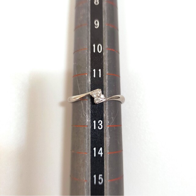 Pt900 ダイヤリング　0.05ct　12号　サイズ直し無料(14号～9号) レディースのアクセサリー(リング(指輪))の商品写真