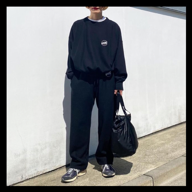 holiday(ホリデイ)の✴︎近日削除HOLIDAY ULTRA HEAVY SWEAT PANTS   レディースのパンツ(カジュアルパンツ)の商品写真