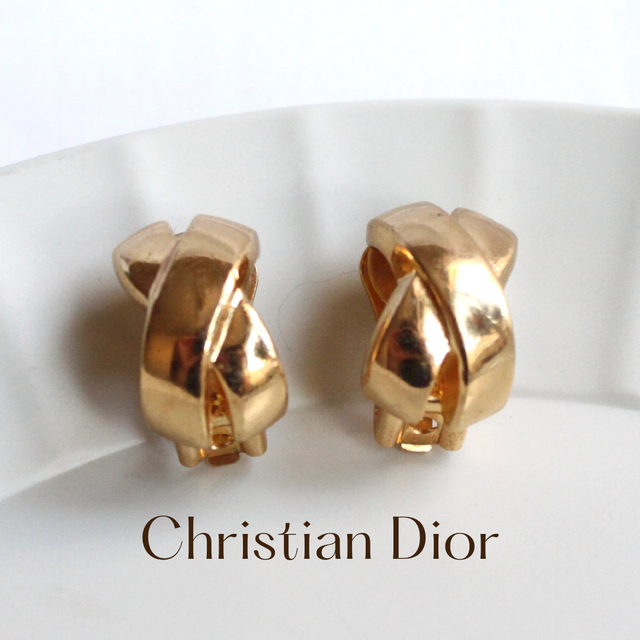 Christian Dior(クリスチャンディオール)のクリスチャンディオール ゴールドクロスイヤリング レディースのアクセサリー(イヤリング)の商品写真