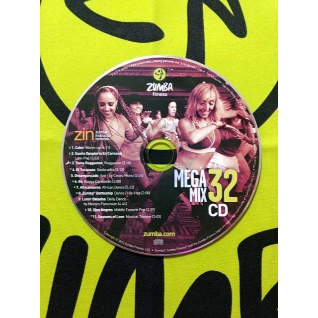 Zumba(ズンバ)のZUMBA ズンバ MEGAMIX32 CD インストラクター専用 エンタメ/ホビーのCD(ポップス/ロック(洋楽))の商品写真