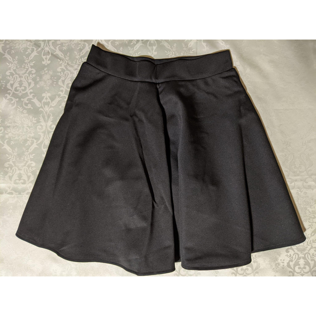 美脚スカート✨フレアミニスカート インナーパンツ付き✨ミディアムMサイズ レディースのスカート(ミニスカート)の商品写真