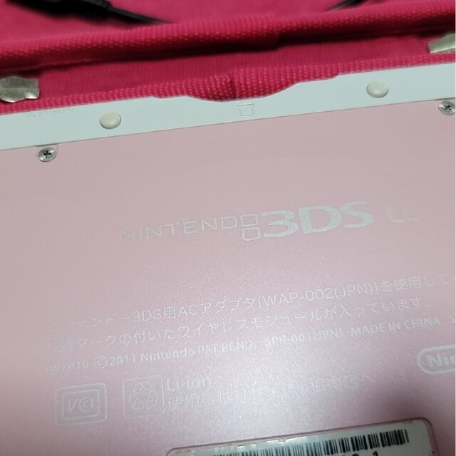 ニンテンドー3DS(ニンテンドー3DS)のNintendo 3DS LL (ピンクｘホワイト) + ソフト4点 エンタメ/ホビーのゲームソフト/ゲーム機本体(携帯用ゲーム機本体)の商品写真
