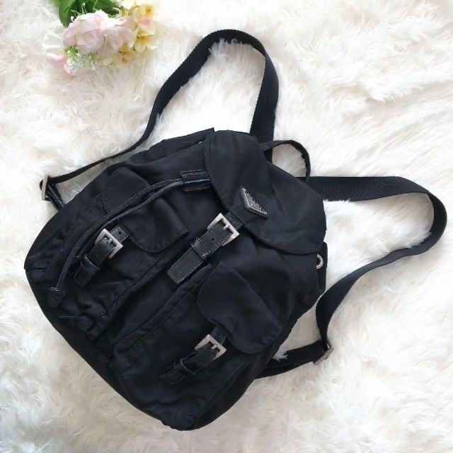 ✨極美品✨プラダ リュック 三角ロゴ ナイロン ブラック 白タグ レザー
