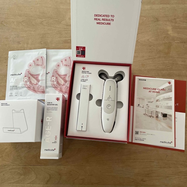 豊富な通販サイト 美品 medicube メディキューブ AGE-R エージーアール