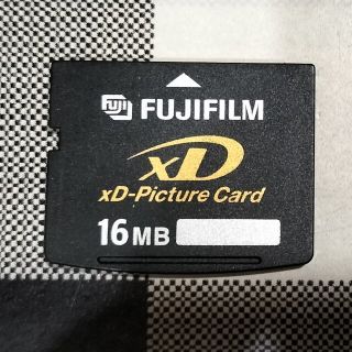 OLYMPUS XDピクチャーカード 16MB(その他)