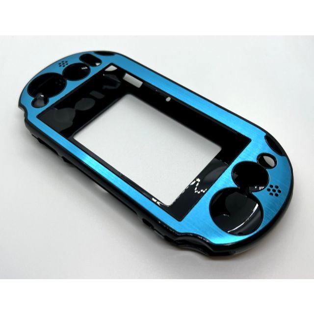 PlayStation Vita(プレイステーションヴィータ)のPS Vita2000(PCH-2000)専用アルミプレートケース(スカイブルー エンタメ/ホビーのゲームソフト/ゲーム機本体(その他)の商品写真