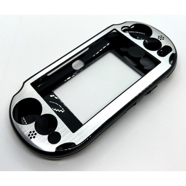 PlayStation Vita(プレイステーションヴィータ)のPS Vita2000(PCH-2000)専用アルミプレートケース(シルバー) エンタメ/ホビーのゲームソフト/ゲーム機本体(その他)の商品写真