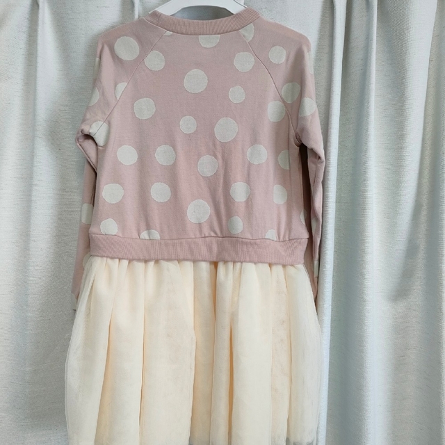 西松屋(ニシマツヤ)のキッズ　ワンピース　130　新品　タグ付き キッズ/ベビー/マタニティのキッズ服女の子用(90cm~)(ワンピース)の商品写真