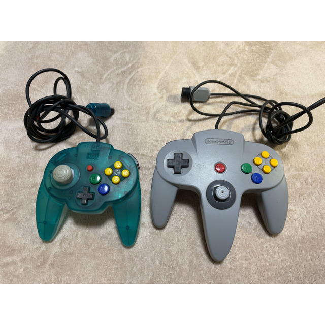 ゲームコントローラ 色々 14個セット ジャンク Wii Nintendo64 エンタメ/ホビーのゲームソフト/ゲーム機本体(その他)の商品写真