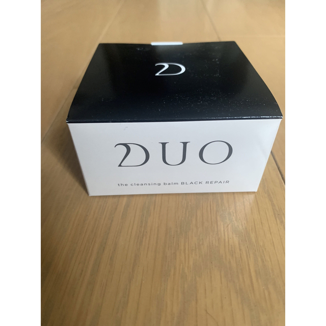 DUO(デュオ)のDUO デュオ ザ クレンジングバーム ブラックリペア 黒箱 90g  コスメ/美容のスキンケア/基礎化粧品(クレンジング/メイク落とし)の商品写真
