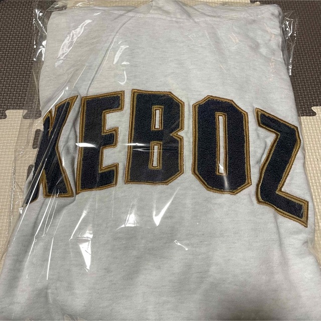 KEBOZ × FREAK'S STORE ARCH LOGO SWEAT