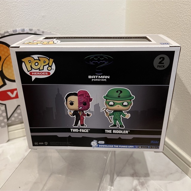 限定FUNKO POP!  バットマン　トゥーフェイス& リドラー　蓄光限定版 2