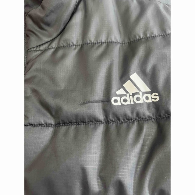 adidas(アディダス)のまつり様 adidas kids junior ダウン 160cm 赤 黒 キッズ/ベビー/マタニティのキッズ服男の子用(90cm~)(ジャケット/上着)の商品写真