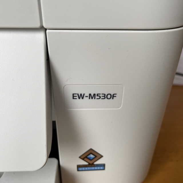 EPSON(エプソン)のEPSON プリンター　EW-M530F ジャンク品　※未開封互換性インク付 スマホ/家電/カメラのPC/タブレット(PC周辺機器)の商品写真