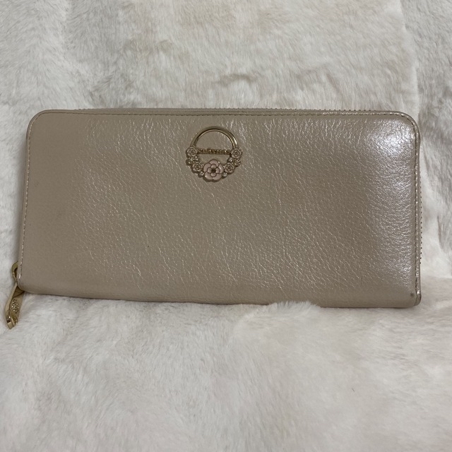 CLATHAS(クレイサス)のクレイサス  長財布　ピンクベージュ レディースのファッション小物(財布)の商品写真