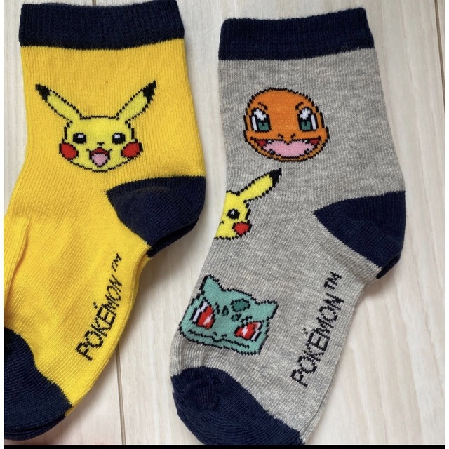 H&M(エイチアンドエム)の値下げ！ラスト！！ポケモン靴下7足セットH&M 14〜16cm キッズ/ベビー/マタニティのこども用ファッション小物(靴下/タイツ)の商品写真