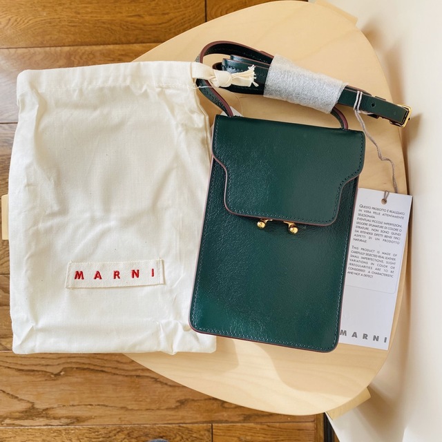 【MARNI】マルニ TRUNK トランク ソフト フォンバッグ(新品)