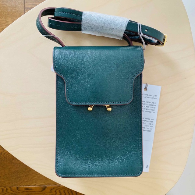 【MARNI】マルニ TRUNK トランク ソフト フォンバッグ(新品) 【MARNI】マルニ TRUNK トランク ソフト フォンバッグ(新品)